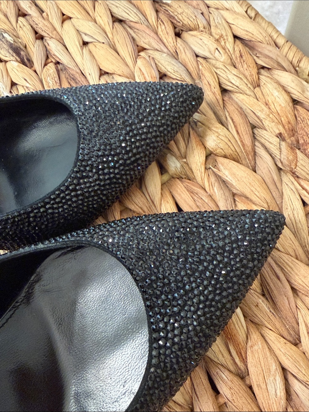 Authentic Saint Laurent Black Crystal Pointed Toe Pumps - Picture 4 of 6